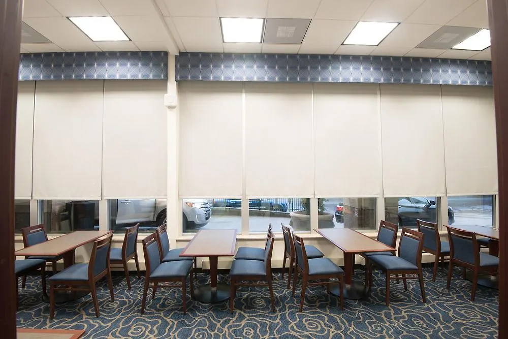 Doubletree By Hilton St. Louis Forest Park Saint Louis